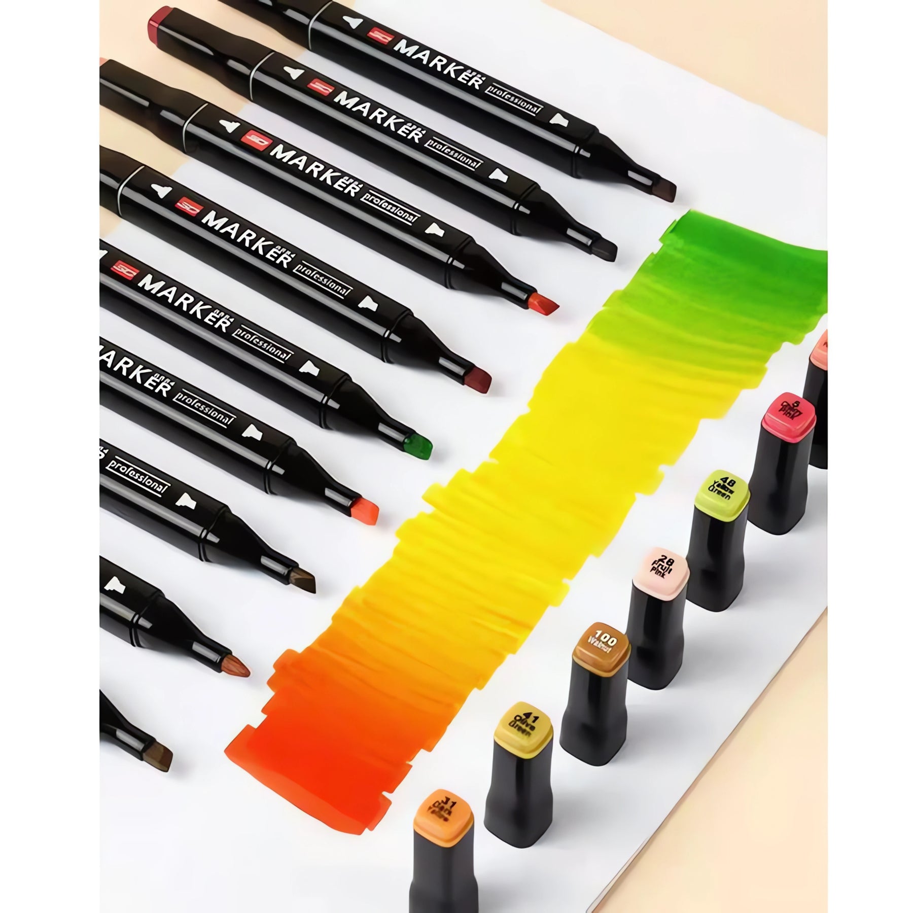 Conjunto de canetas marcadoras em diferentes cores e tonalidades sobre papel colorido