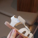 Sandália Infantil Unissex de Couro Coelhinho Estilosa e Confortável