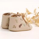 Sapatinho Bebê Antiderrapante Bordado Charmoso