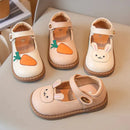 Sapato Infantil em Couro Coelhinho com Detalhes de Cenoura