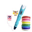 Caneta 3D Profissional azul com filamentos coloridos e desenhos de corujas em 3D