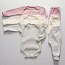 Kit body manga longa bebê com peças em rosa, branco e cinza para conforto do recém-nascido