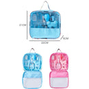 Kit Higiene em azul e rosa com acessórios essenciais para cuidados de bebês, em bolsa compacta