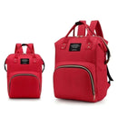 Mochila Maternidade Multifuncional em vermelho com alças ajustáveis e bolso frontal espaçoso