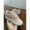 Sapatênis Infantil Casual Loove em tom rosa com detalhe em dourado, ideal para crianças